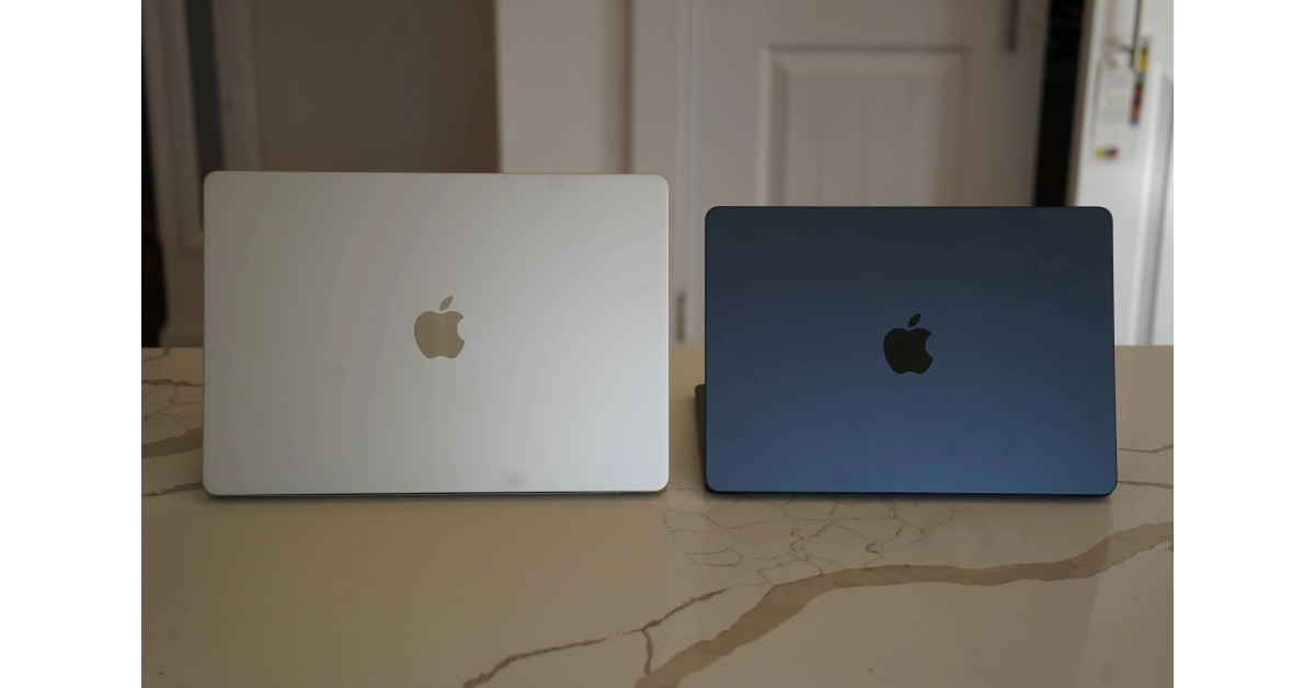 MacBook Air vs MacBook Pro 2026: Which Apple Laptop Should You Buy?
